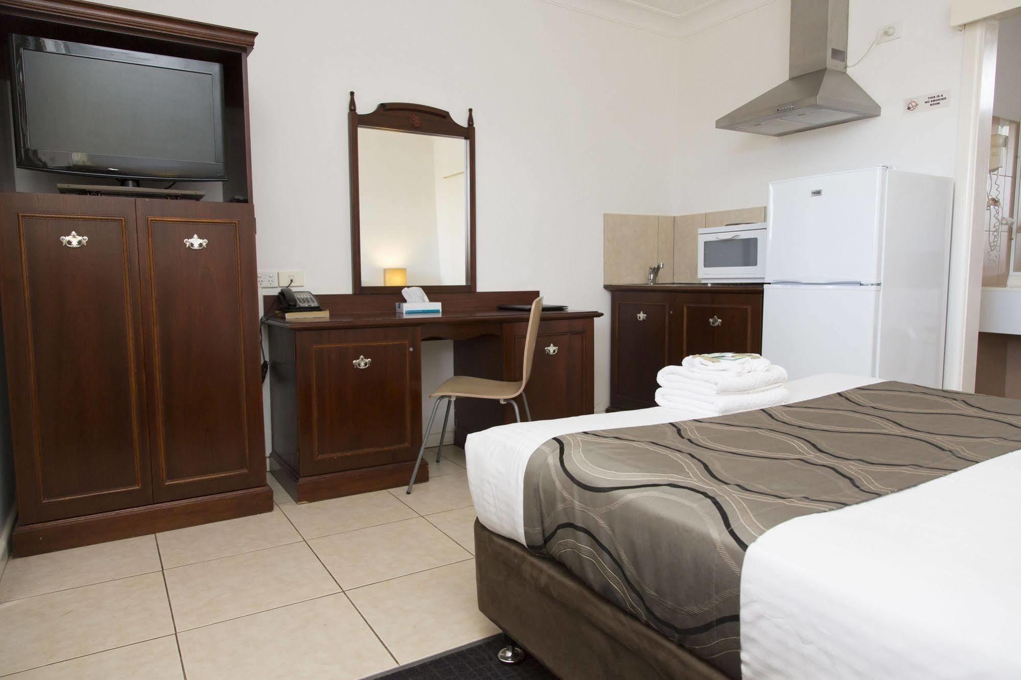 A Line Motel Griffith Buitenkant foto